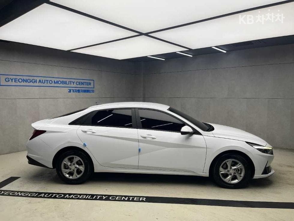 Hyundai All New Avante (Elantra)(CN7)1.6 Gasoline Smart - 2