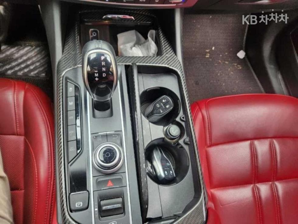 마세라티 르반떼3.0 AWD Standard - 13
