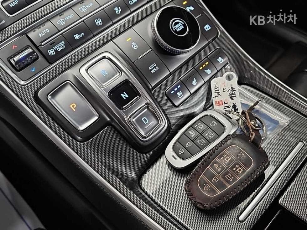 Hyundai The New (facelift) Santa Fe TM Hybrid1.6 HEV 2WD Prestige - 8