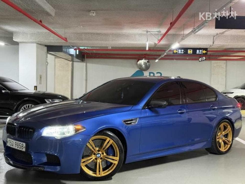 BMW M시리즈M5 Sedan F10 - 3
