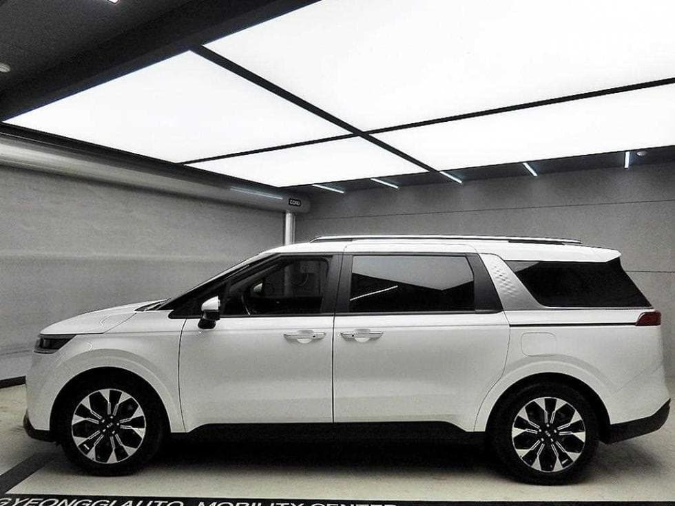 Kia Carnival 4th generationD2.2 9-seater Prestige - 4