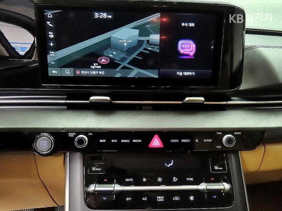 Kia Carnival 4th generationD2.2 9-seater Prestige - 13