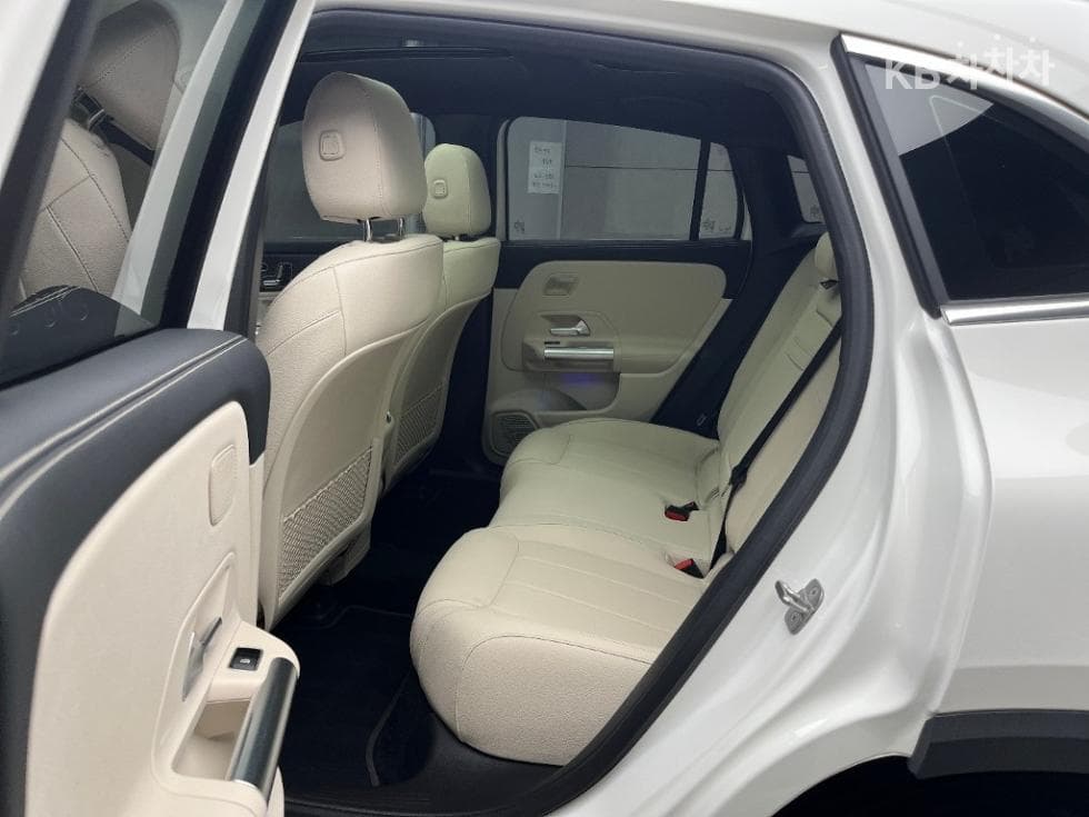 Mercedes-Benz EQA (H243)EQA 250 Standard - 6