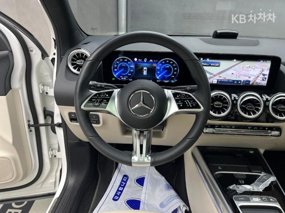 Mercedes-Benz EQA (H243)EQA 250 Standard - 9