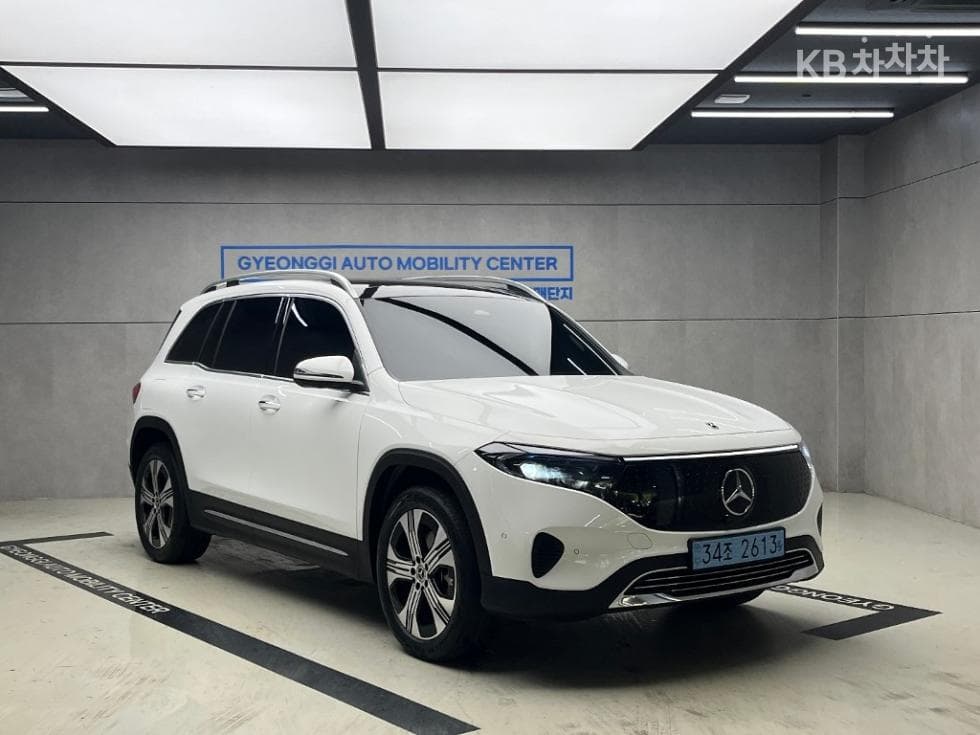 Mercedes-Benz EQB (X243) EQB 300 4Matic Pro그레시브 - Image 1