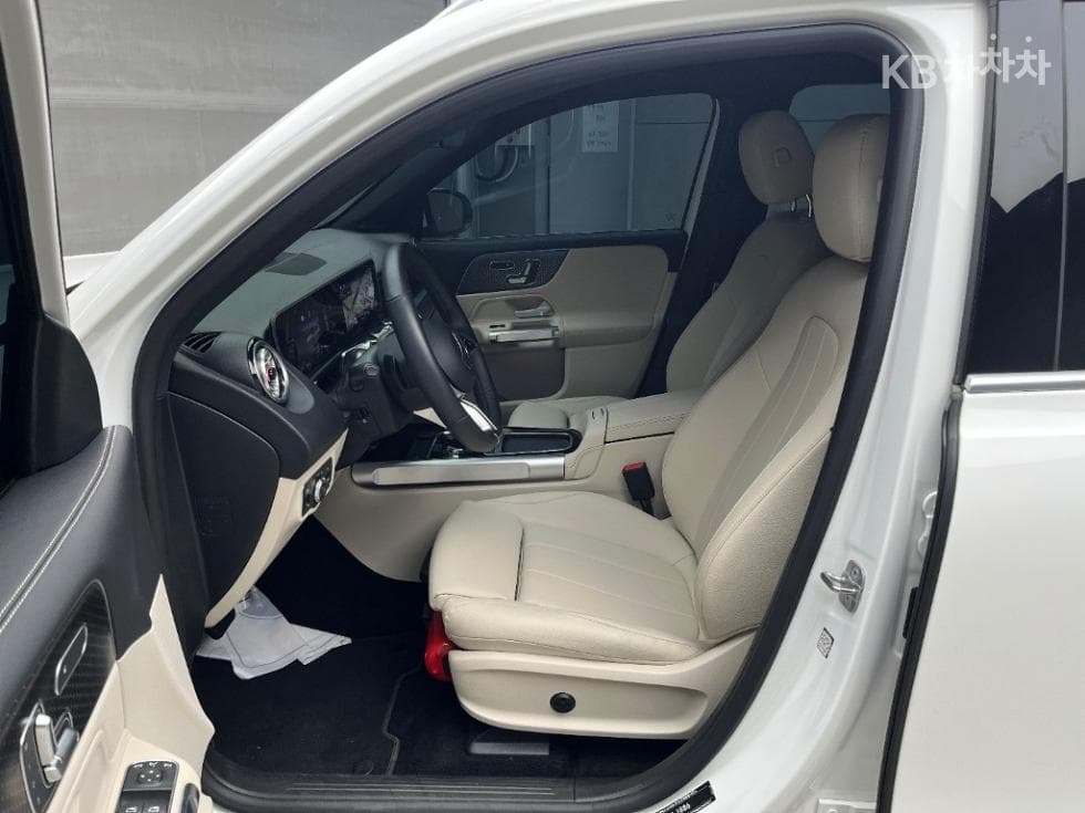Mercedes-Benz EQB (X243)EQB 300 4Matic Pro그레시브 - 5