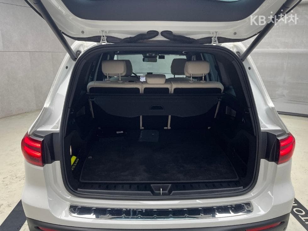 Mercedes-Benz EQB (X243)EQB 300 4Matic Pro그레시브 - 16