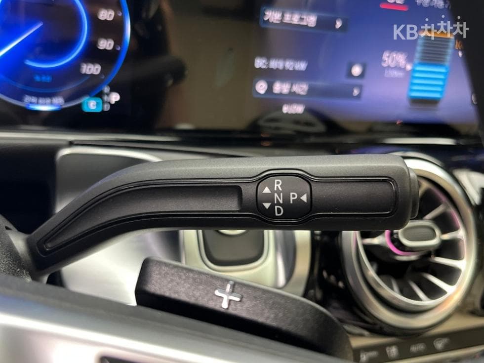 Mercedes-Benz EQB (X243)EQB 300 4Matic Pro그레시브 - 10