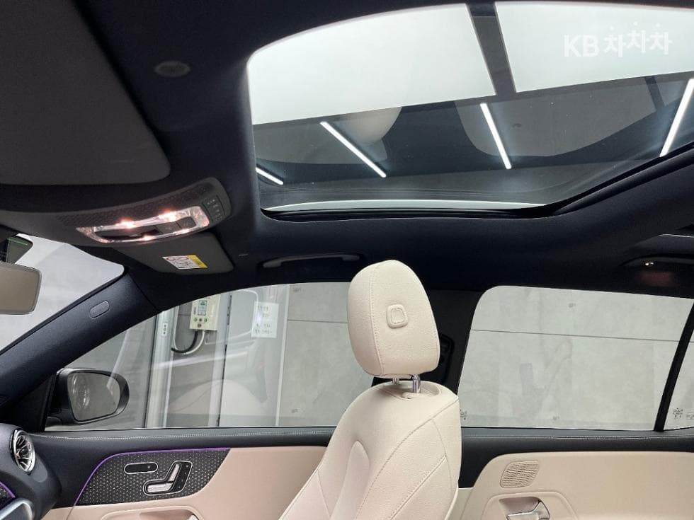 Mercedes-Benz EQB (X243)EQB 300 4Matic Pro그레시브 - 15