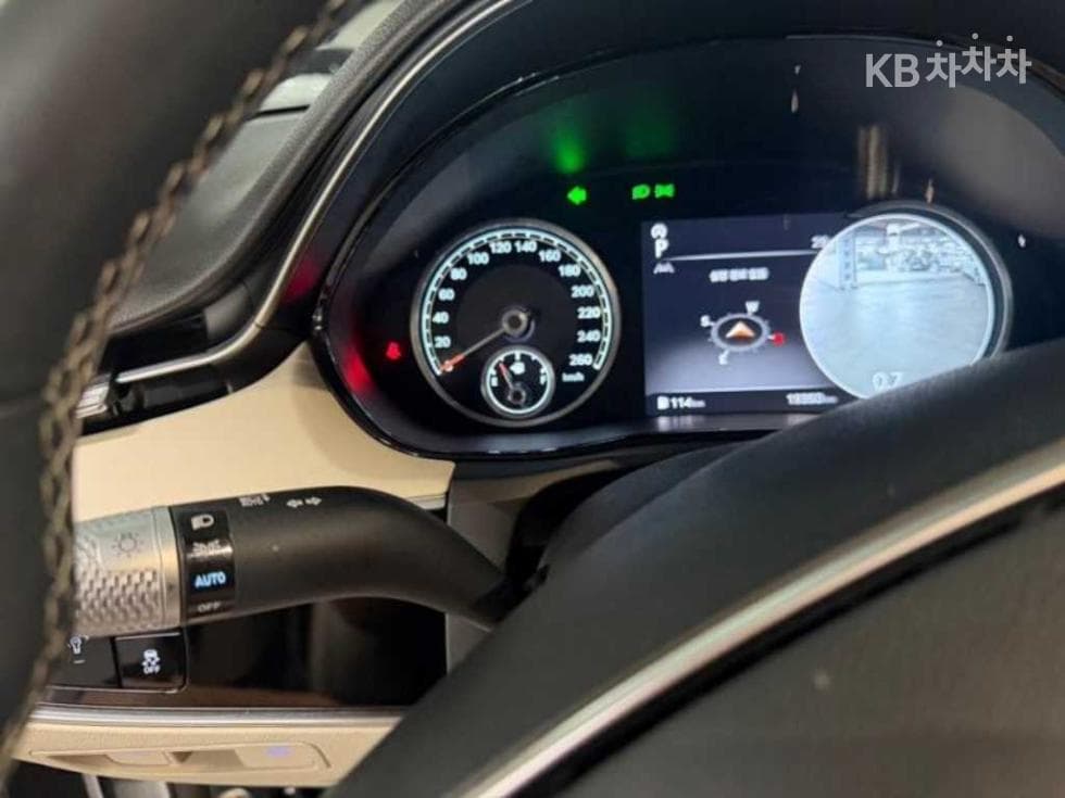 Genesis GV70Gasoline 2.5T 2WD - 16