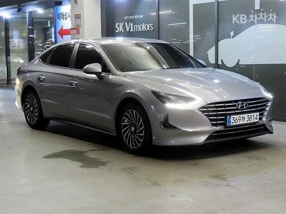 Hyundai Sonata Hybrid (DN8) 2.0 Hybrid Premium Plus - Image 1