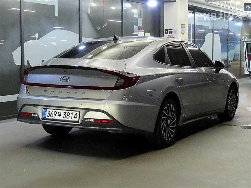 Hyundai Sonata Hybrid (DN8)2.0 Hybrid Premium Plus - 4
