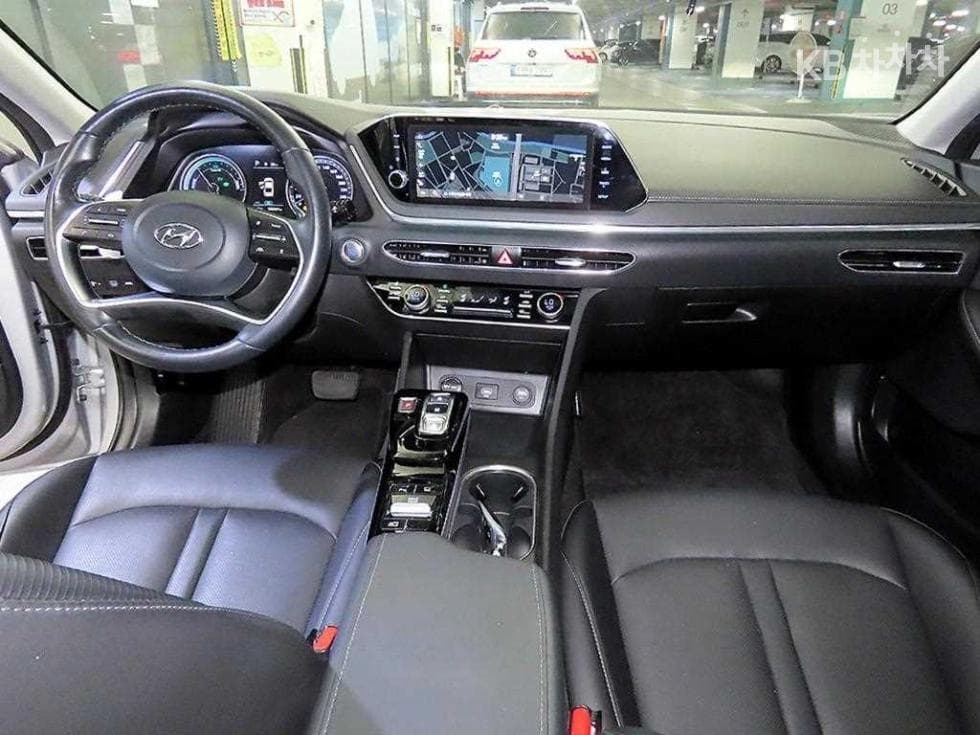 Hyundai Sonata Hybrid (DN8)2.0 Hybrid Premium Plus - 10