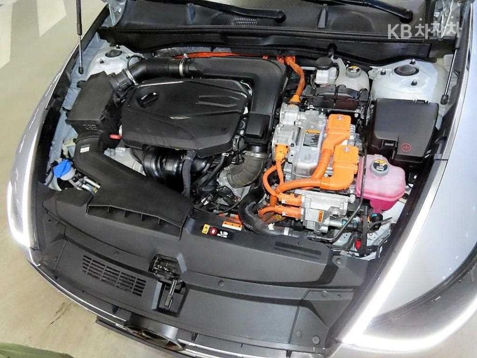 Hyundai Sonata Hybrid (DN8)2.0 Hybrid Premium Plus - 17