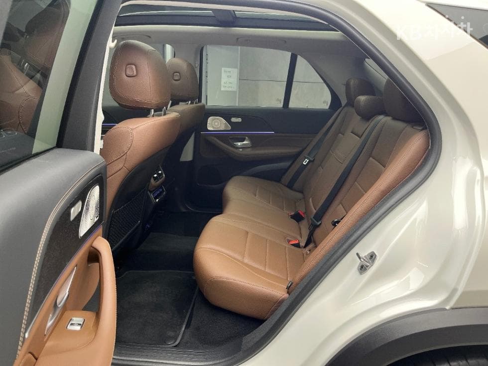 Mercedes-Benz GLE (V167)350 4Matic Standard - 6