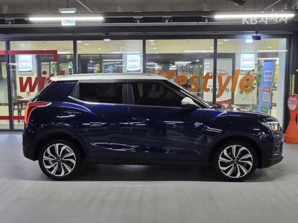 KG Mobility Very New (facelift/refresh; particularly for Tivoli) TivoliGasoline V3 2WD Standard - 3