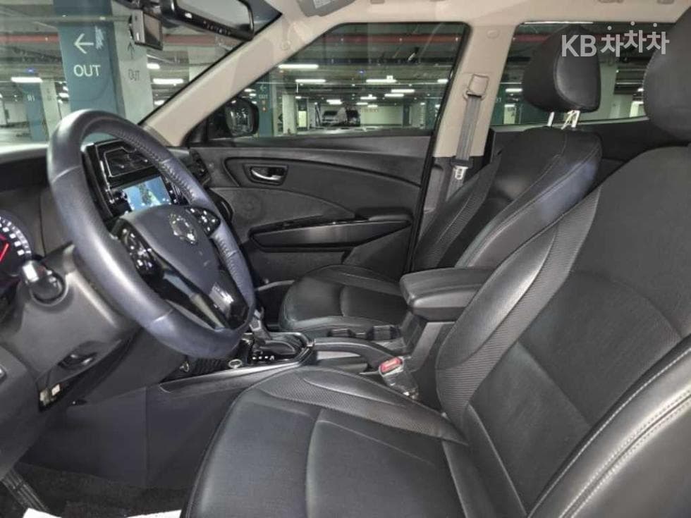 KG Mobility Very New (facelift/refresh; particularly for Tivoli) TivoliGasoline V3 2WD Standard - 6