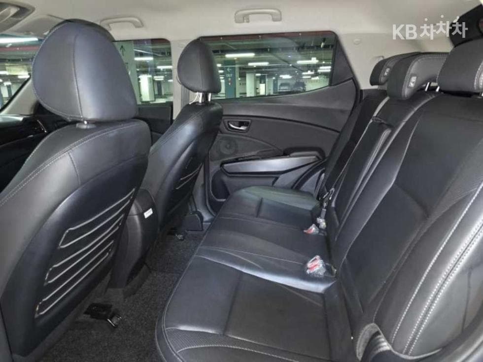 KG Mobility Very New (facelift/refresh; particularly for Tivoli) TivoliGasoline V3 2WD Standard - 7
