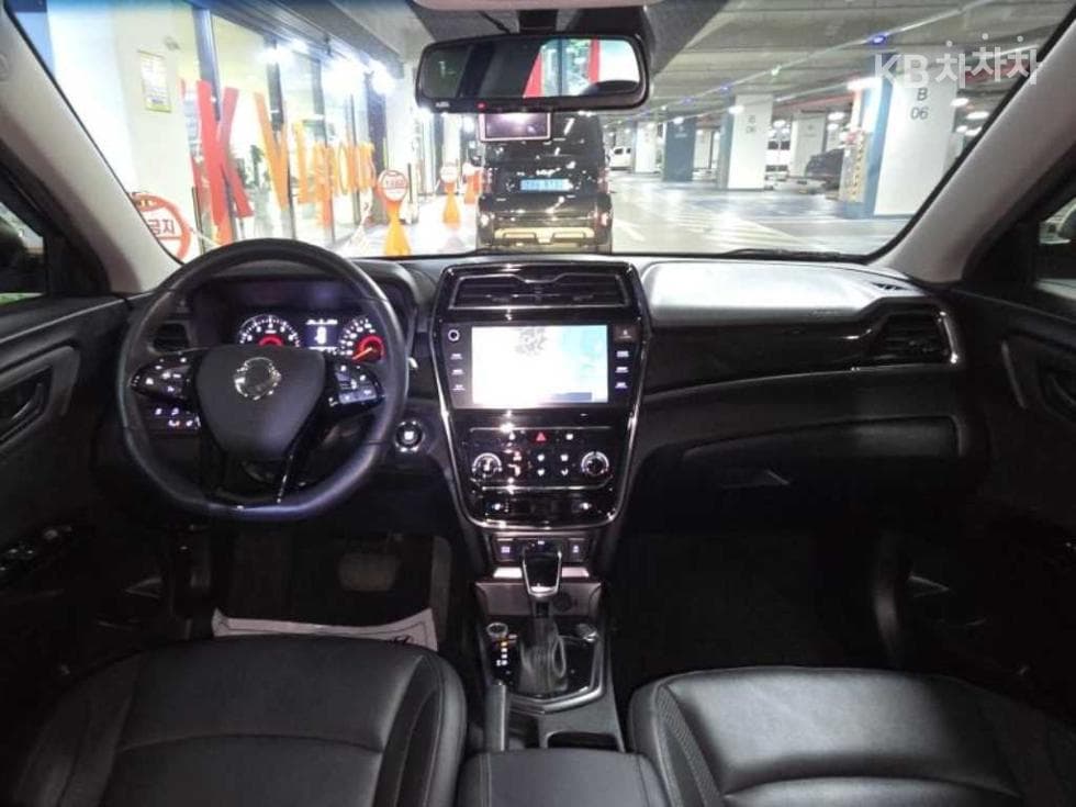 KG Mobility Very New (facelift/refresh; particularly for Tivoli) TivoliGasoline V3 2WD Standard - 10