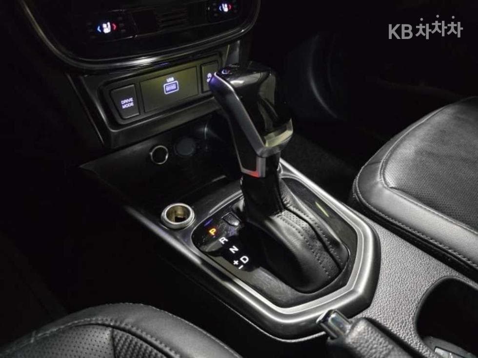 KG Mobility Very New (facelift/refresh; particularly for Tivoli) TivoliGasoline V3 2WD Standard - 17