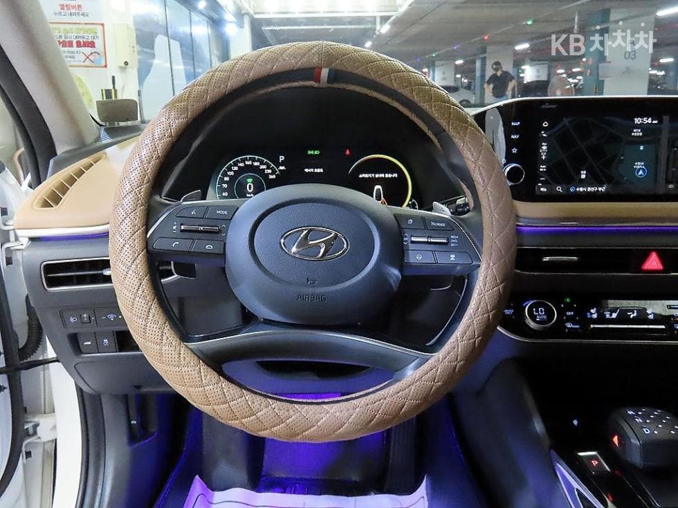 Hyundai Sonata Hybrid (DN8)2.0 Hybrid Inspiration - 8
