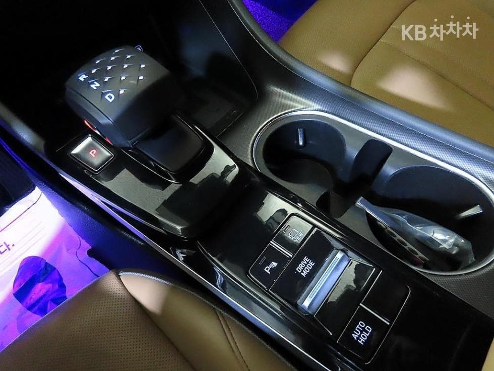 Hyundai Sonata Hybrid (DN8)2.0 Hybrid Inspiration - 12