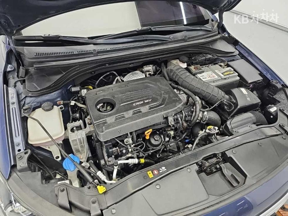 Hyundai Avante (Elantra)AD1.6 e-VGT Smart - 5