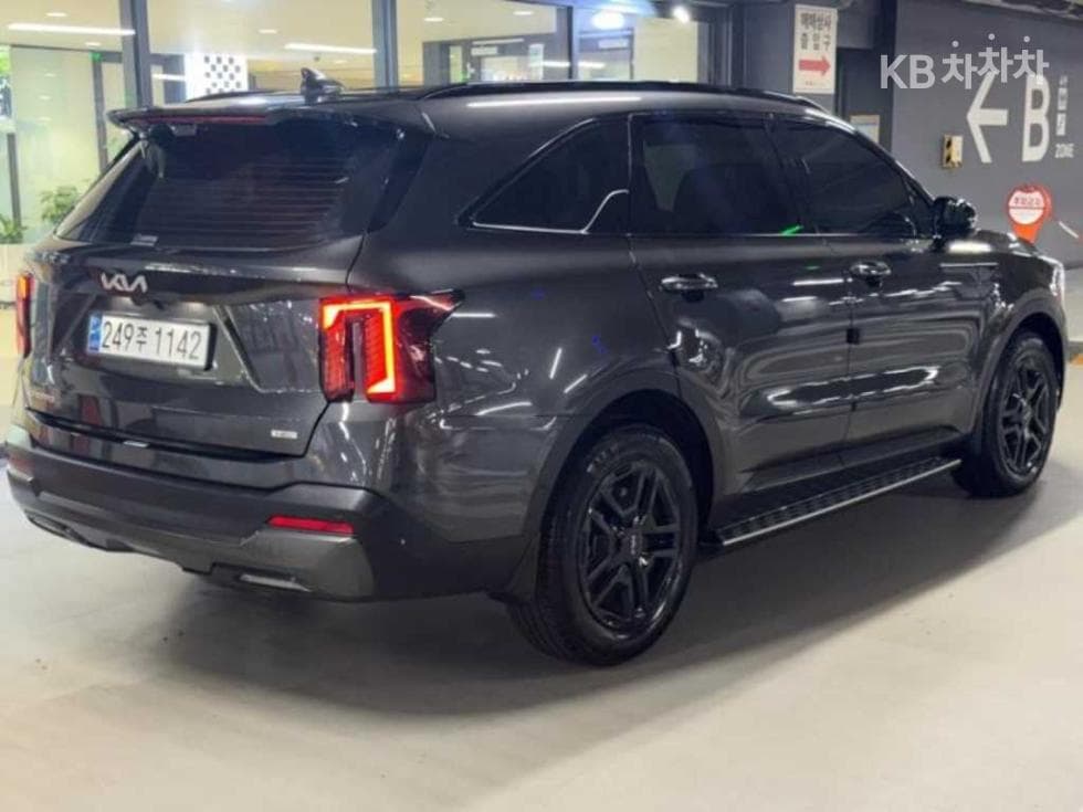 Kia The New (facelift) Sorento Hybrid MQ41.6T HEV 2WD Signature Gravity - 4