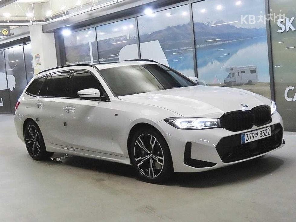 BMW 3 Series (G20) 320i Touring M Sport - Image 1