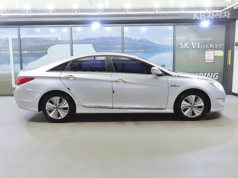 Hyundai Sonata Hybrid2.0 Modern - 3