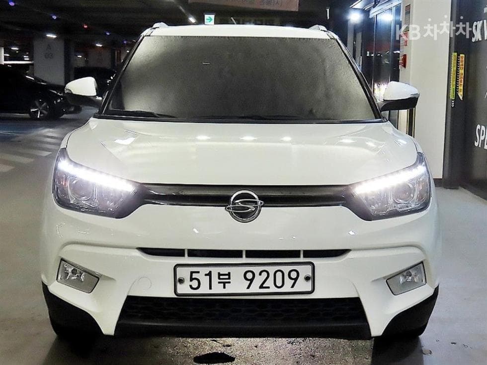 KG Mobility TivoliGasoline LX High-end Type - 2