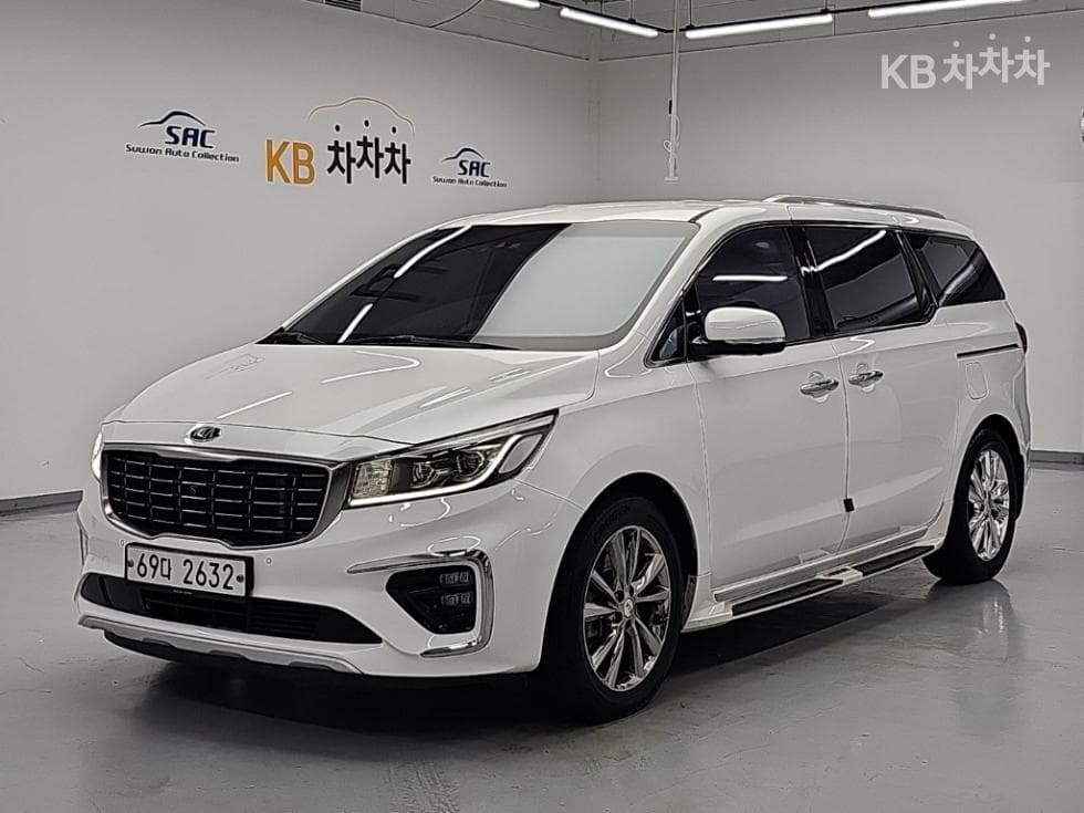 Kia The New (facelift) Carnival 9-seater 2.2 Diesel Noblesse Special (special feature/edition) - Image 1
