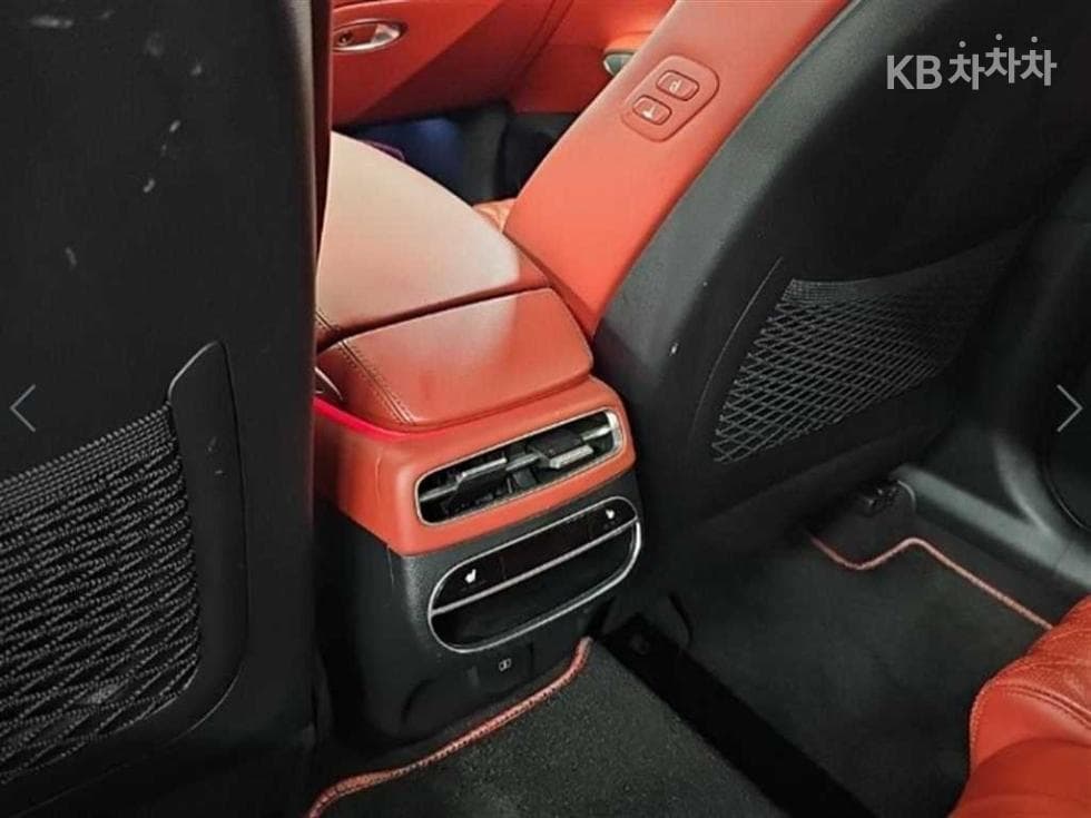 Genesis GV70Gasoline 2.5T 스포츠패키지 2WD - 13