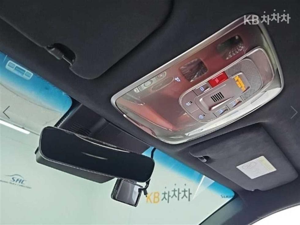 Genesis GV70Gasoline 2.5T 스포츠패키지 2WD - 16