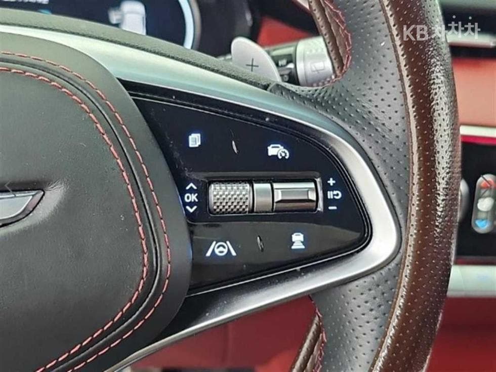 Genesis GV70Gasoline 2.5T 스포츠패키지 2WD - 17