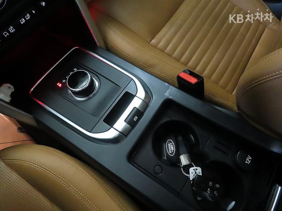 Land Rover 디스커버리 스포츠2.0 TD4 HSE Лукс - 12