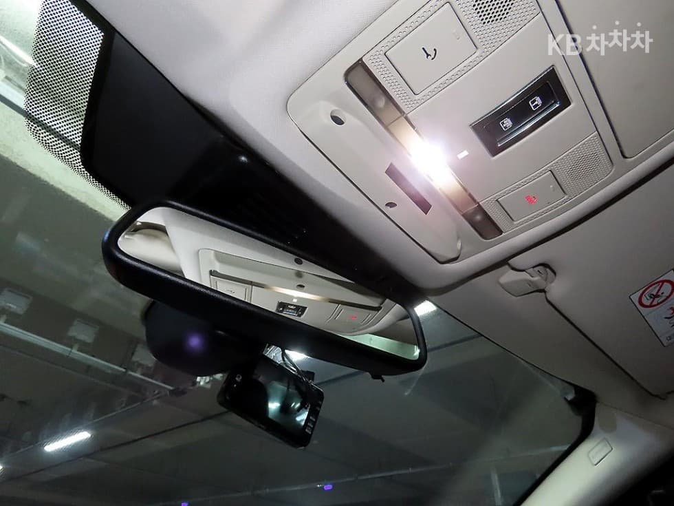 Land Rover 디스커버리 스포츠2.0 TD4 HSE Лукс - 15