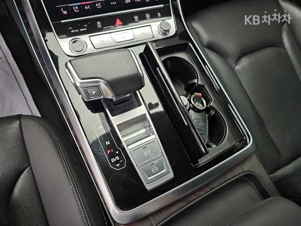 Audi New Q73.0 45 Turbo Diesel Injection Quattro Premium - 8