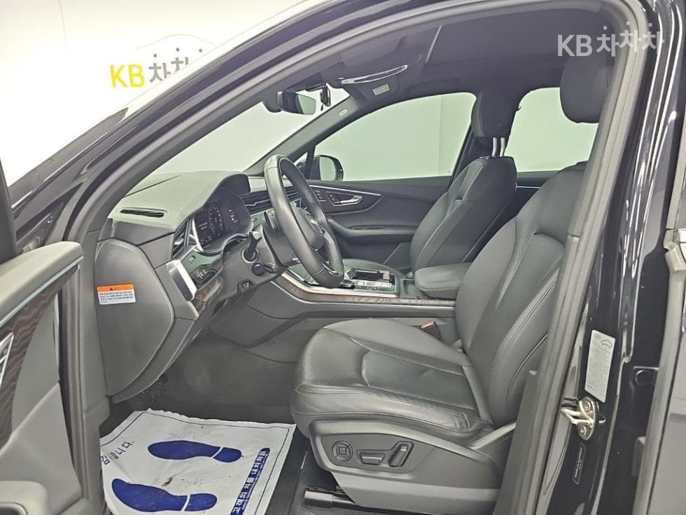 Audi New Q73.0 45 Turbo Diesel Injection Quattro Premium - 11