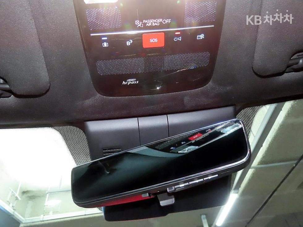 Hyundai The All New Santa Fe MX5Gasoline 2.5T AWD Calligraphy - 15