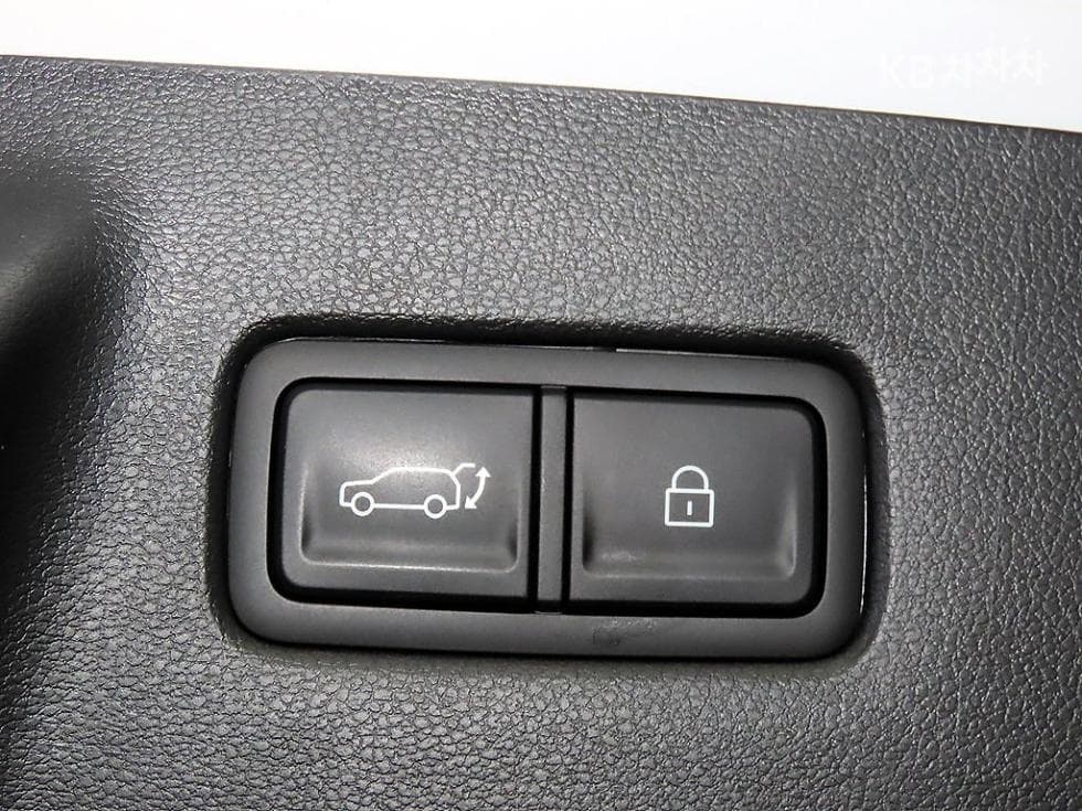Hyundai The All New Santa Fe MX5Gasoline 2.5T AWD Calligraphy - 16