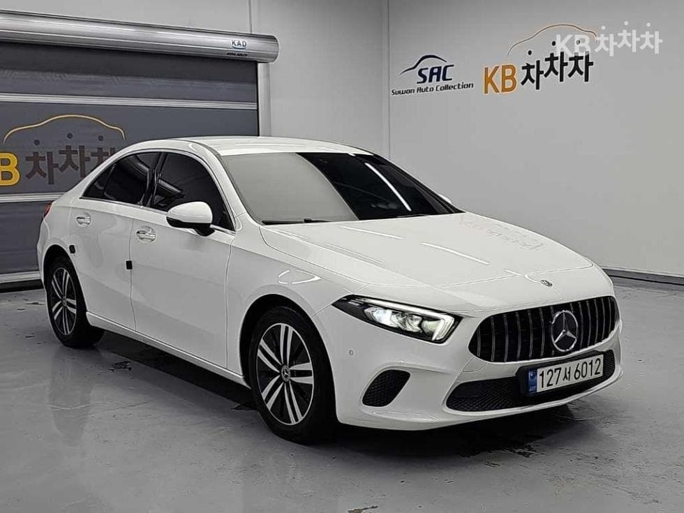 Mercedes-Benz A클래스(W177)A200 d - 4