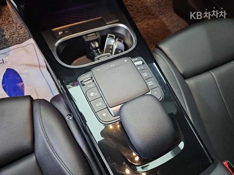 Mercedes-Benz A클래스(W177)A200 d - 15