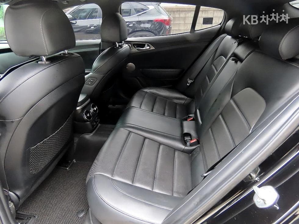 Киа Stinger3.3 Турбо 4x4 GT - 6
