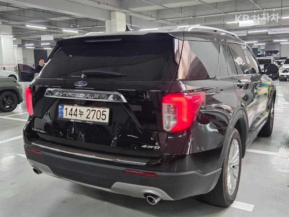 Ford Explorer(6세대)Gasoline Turbo 2.3 AWD Limited - 4