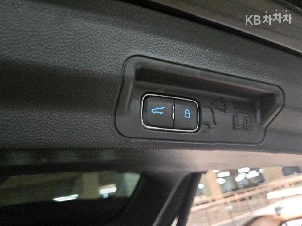 Ford Explorer(6세대)Gasoline Turbo 2.3 AWD Limited - 18