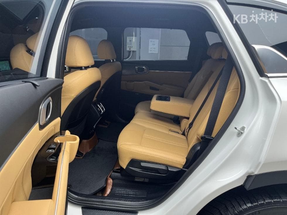 Киа The New (фейслифт) Sorento MQ42.2 Дизел AWD Noblesse - 6