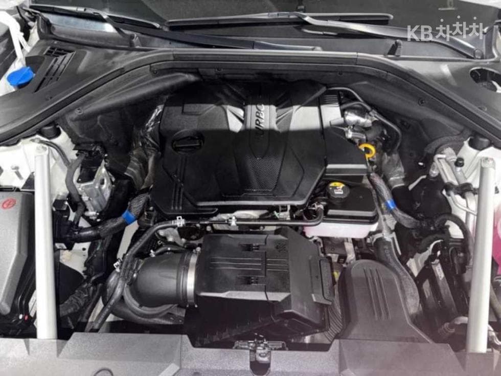 Дженезис GV70Бензин 2.5T 2WD - 19
