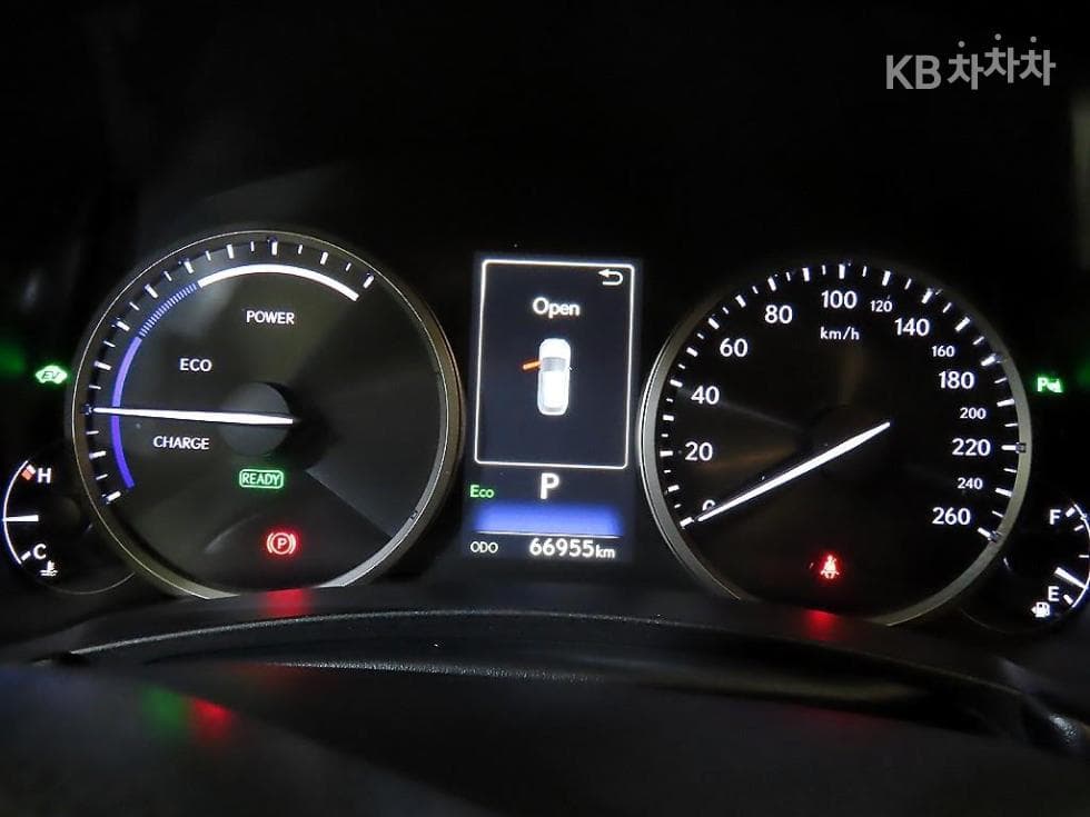Lexus NX (Lexus SUV)300h Supreme (High Trim) - 9