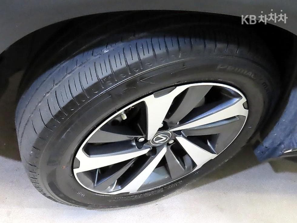 Lexus NX (Lexus SUV)300h Supreme (High Trim) - 20